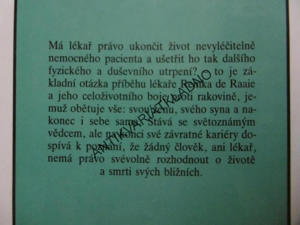 NEVIDITELNÝ NEPŘÍTEL, WILLY CORSARIOVÁ, **an