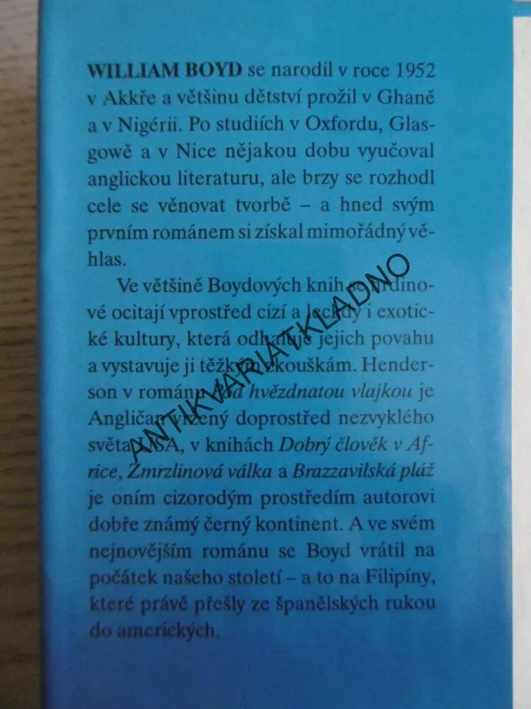 MODRÉ ODPOLEDNE, WILLIAM BOYD, **an