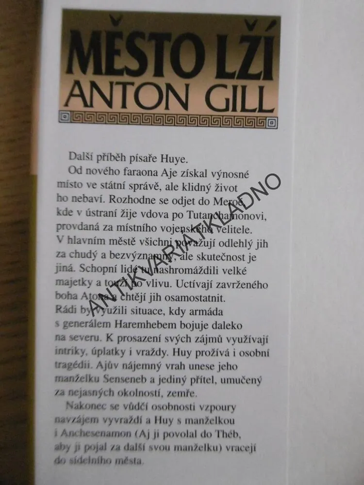 MĚSTO LŽÍ, ANTON GILL, **an