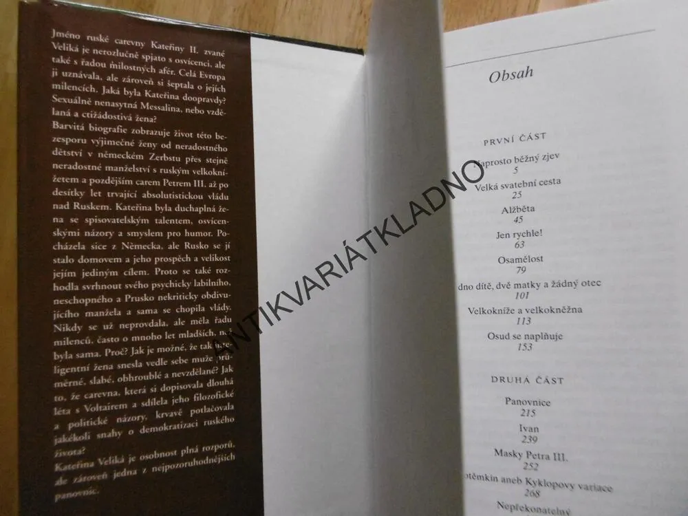 KATEŘINA VELIKÁ, OSVÍCENÁ PANOVNICE NEJVĚTŠÍ ŘÍŠE SVĚTA, KAUSOVÁ
