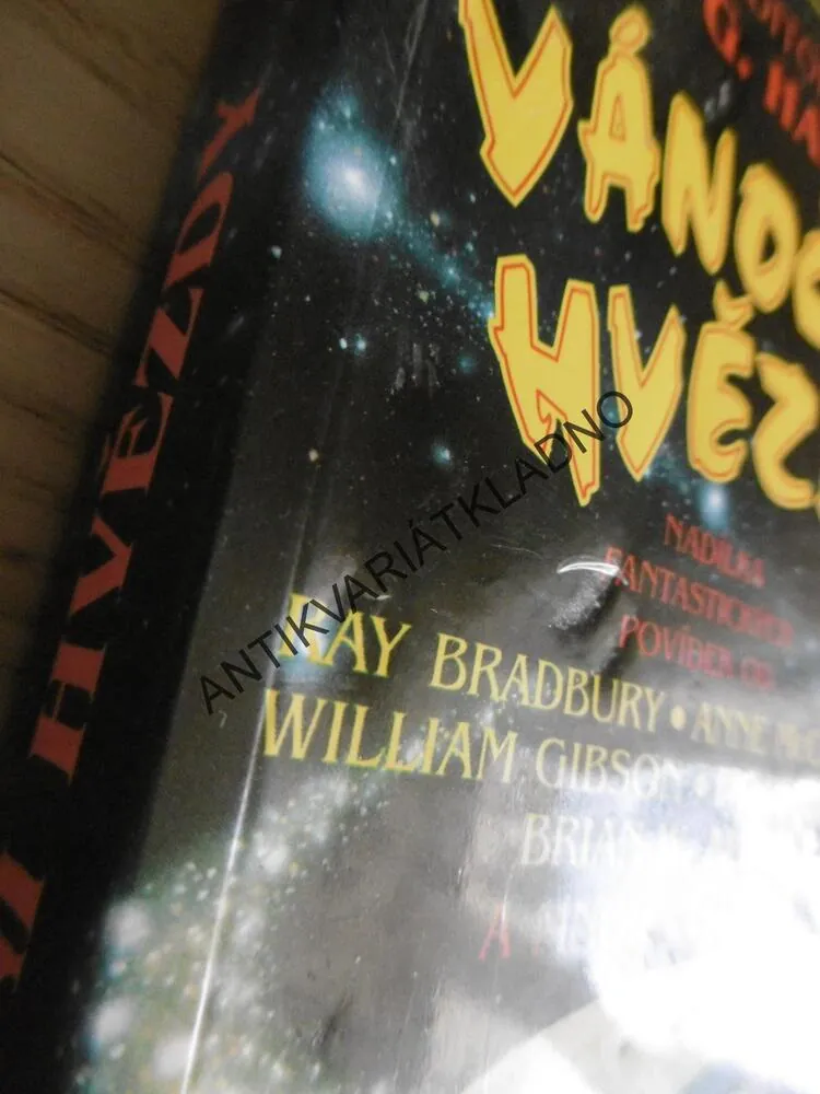 VÁNOČNÍ HVĚZDY, DAVID G. HARTWELL, **an