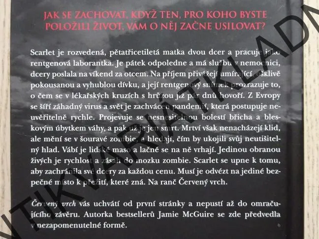 ČERVENÝ VRCH, JAMIE MCGUIRE, **an