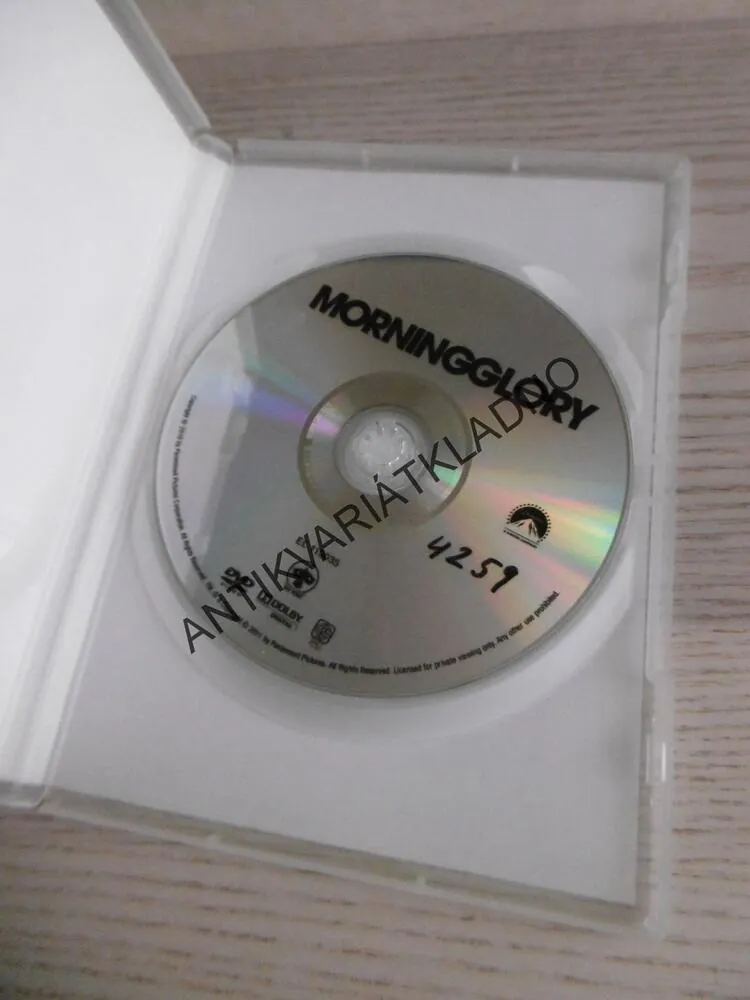 HEZKÉ VSTÁVÁNÍ, DVD FILM