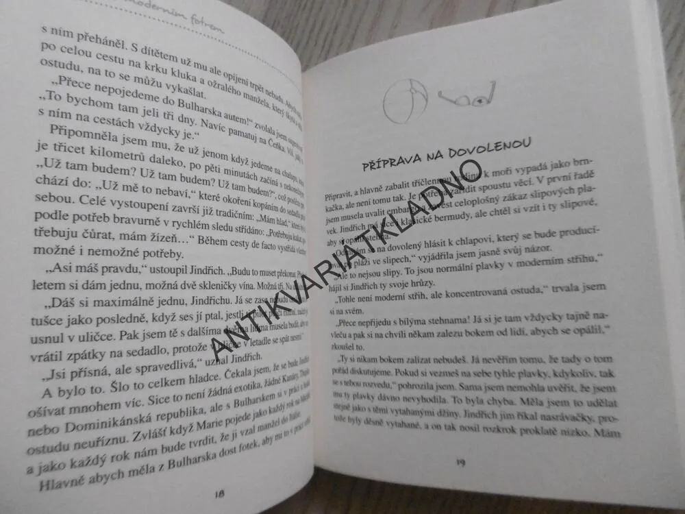 DOVOLENÁ S MODERNÍM FOTREM, NATAŠA LANDSMANOVÁ, DOMINIK LANDSMAN, **an