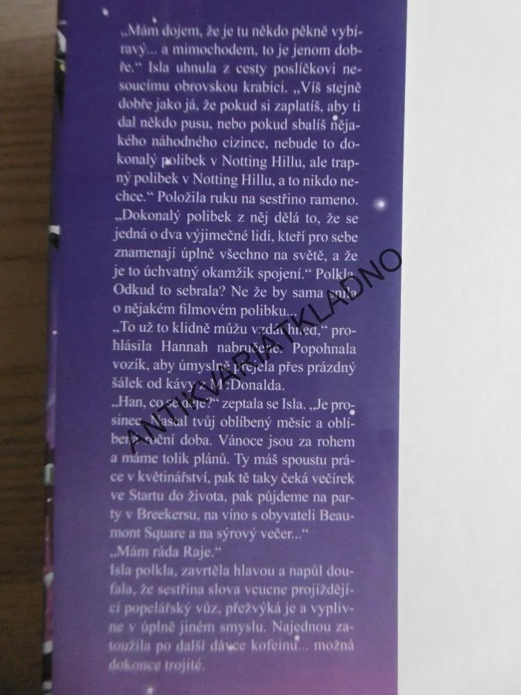 VÁNOČNÍ POLIBEK V NOTTING HILLU, MANDY BAGGOT, **an