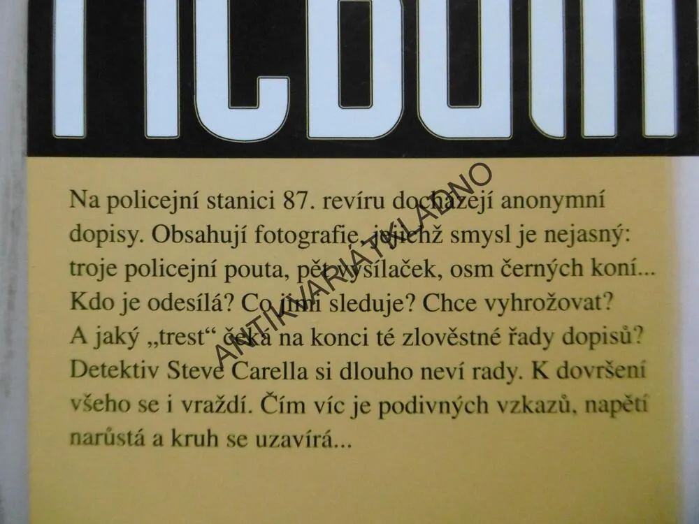OSM ČERNÝCH KONÍ, ED MCBAIN, **an