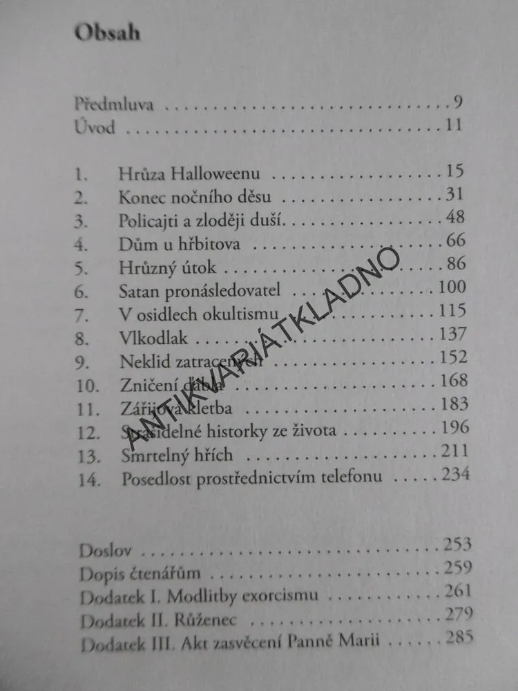 CHRAŇ NÁS OD ZLÉHO, RALPH SARCHIE, LISA COLLIER COOLOVÁ, **an