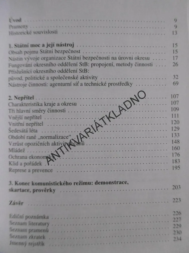 OKRES NA VÝCHODĚ, 1960-1989, PROKOP TOMEK, **an