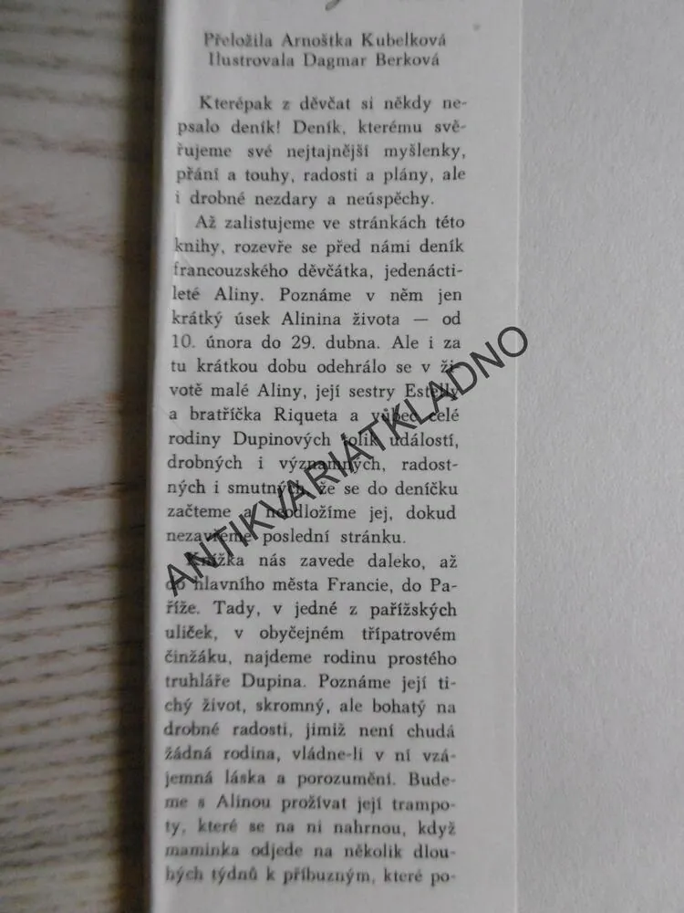 DŮM DROBNÝCH RADOSTÍ, COLETTE VIVIEROVÁ, **an