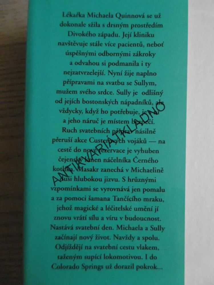 NAVŽDY SPOLU, DR. QUINNOVÁ, DOROTHY LAUDANOVÁ, **an