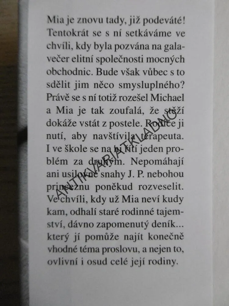 PRINCEZNA MIA, MEG CABOTOVÁ, **an