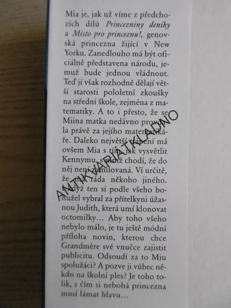 ZAMILOVANÁ PRINCEZNA, MEG CABOTOVÁ, **an