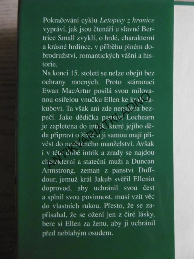NEVĚSTA Z HRANICE, BERTRICE SMALL, **an