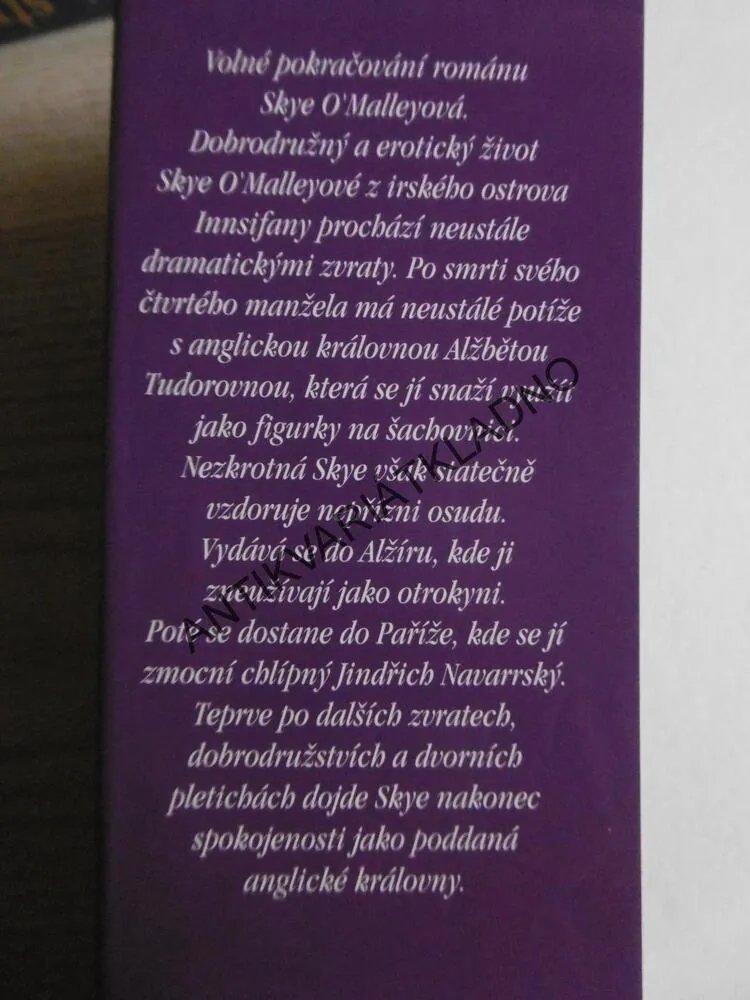 VŠECHNY SLADKÉ ZÍTŘKY, BERTRICE SMALL, **an