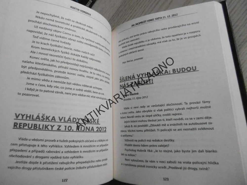 JAK (NE)PŘEŽÍT KONEC SVĚTA 21. 12. 2012 ANEB VYŽÍRKOVÉ ZÁNIKU, MARTIN KOMÁREK, **an