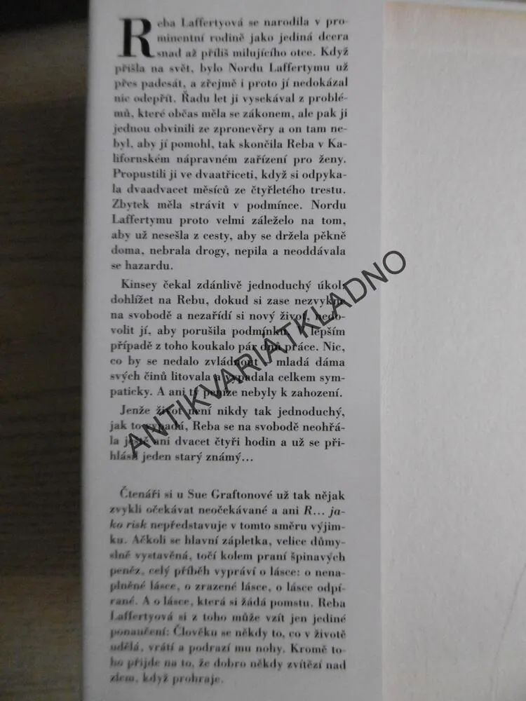 R... JAKO RISK, SUE GRAFTONOVÁ, **an