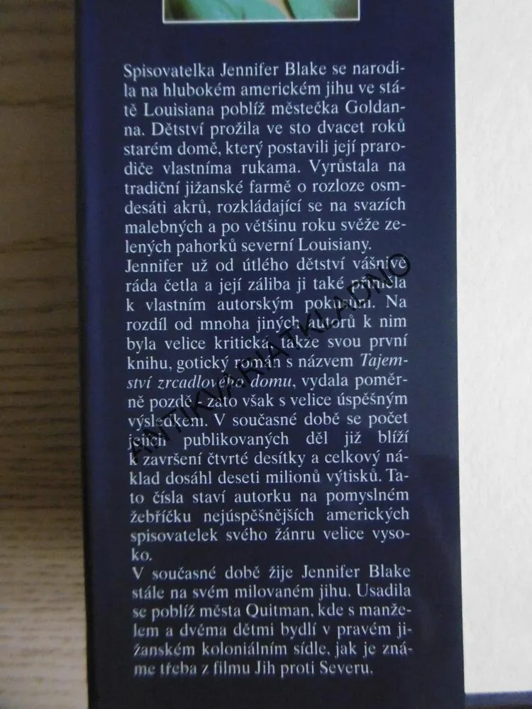ŠÍP V SRDCI, JENNIFER BLAKE, **an