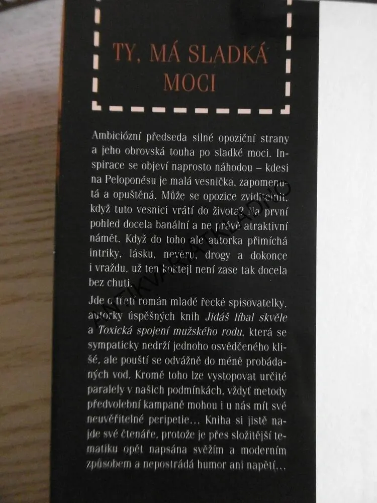 TY, MÁ SLADKÁ MOCI, MAIRA PAPATHANASOPOULOU, **an