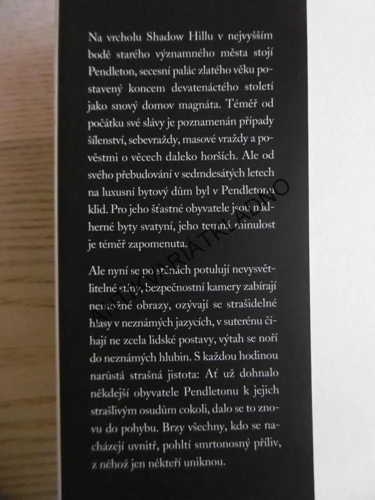 DŮM STÍNŮ, DEAN KOONTZ, **an