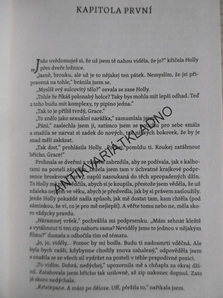 KDOPAK JE TA ZRZKA?, ALICE CLAYTONOVÁ,**an