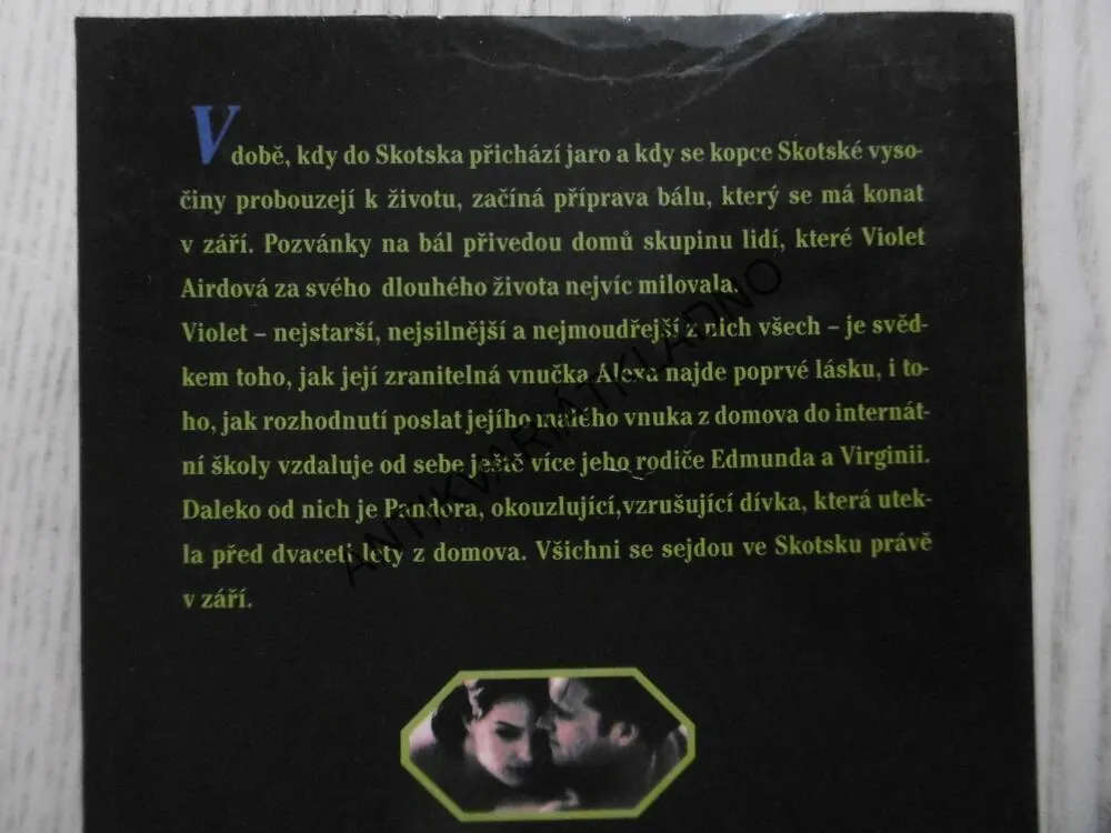 ZÁŘÍ, ROSAMUNDE PILCHER, **an