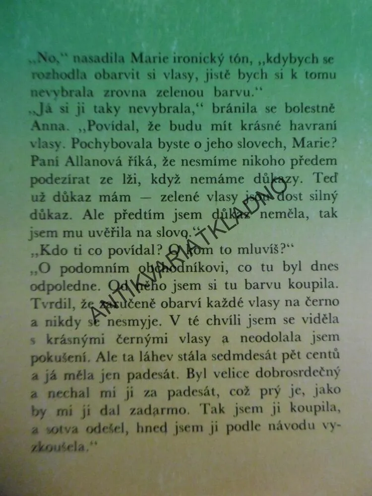 ANNA ZE ZELENÉHO DOMU, LUCY MAUD MONTGOMERYOVÁ, **an