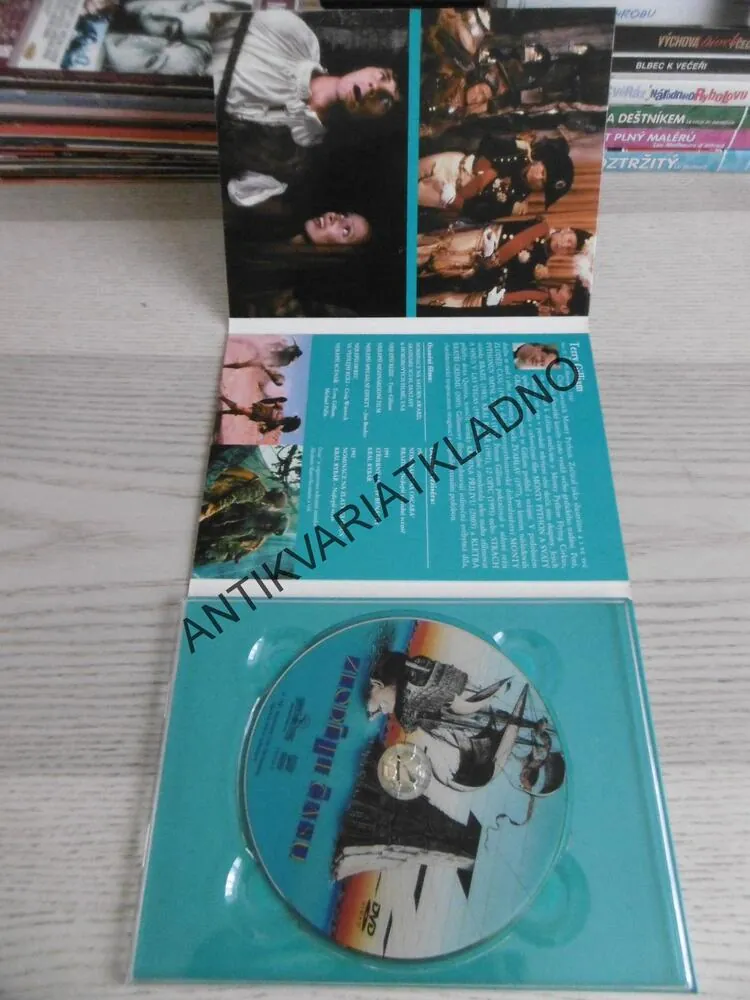 ZLODĚJI ČASU, DVD FILM