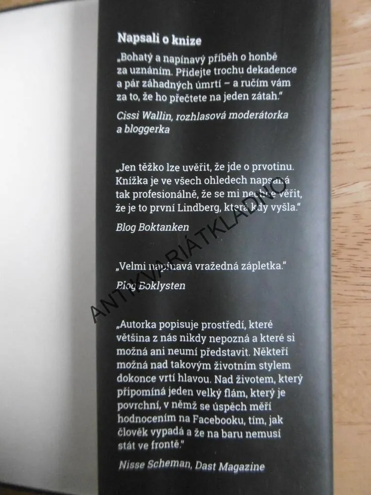 STOCKHOLM, PŘÍSNĚ TAJNÉ, HANNA LINDBERG, MEZINÁRODNÍ BESTSELLER, **an