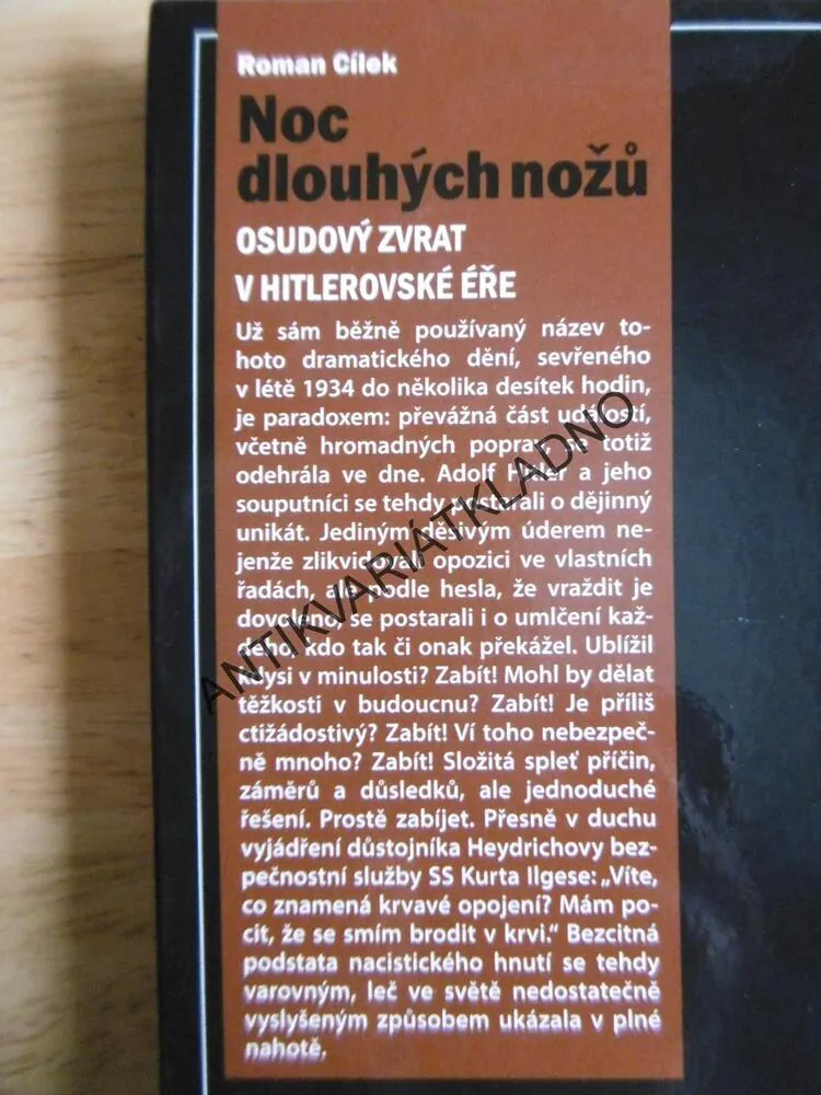 NOC DLOUHÝCH NOŽŮ,HITLER, CÍLEK, MAGNET SV.27