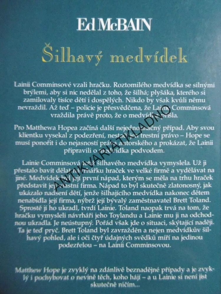 ŠILHAVÝ MEDVÍDEK, ED MCBAIN, **an