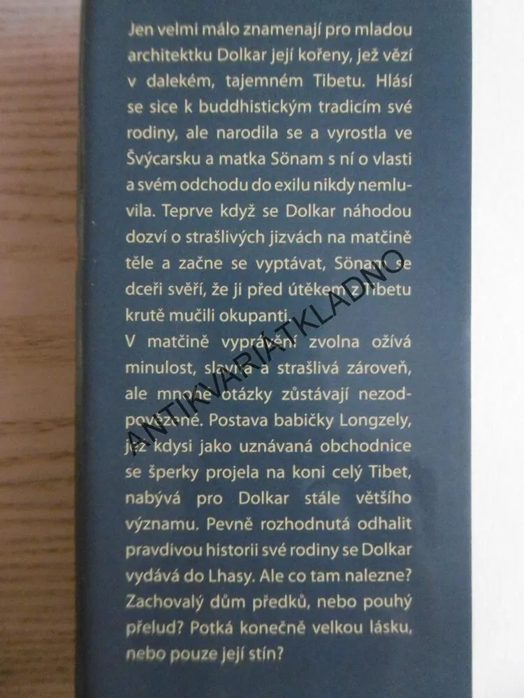 DŮM TIBEŤANKY, FEDERICA DE CESCO, **an