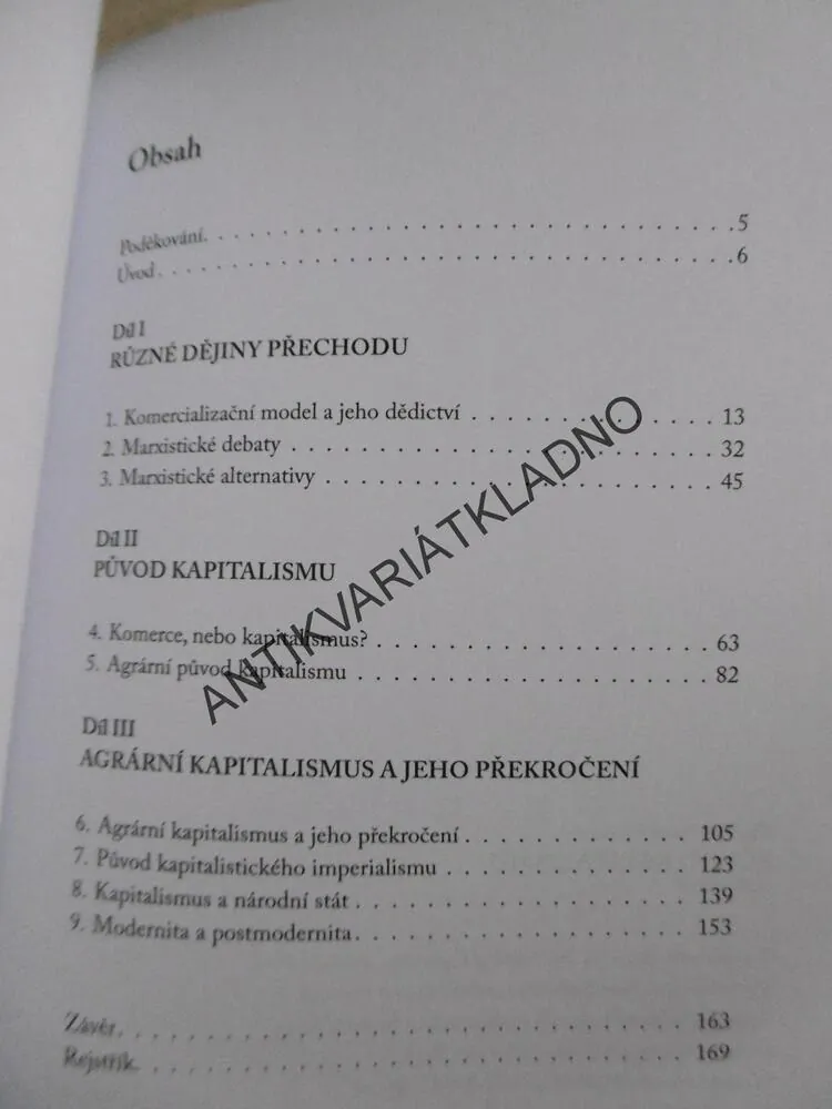 PŮVOD KAPITALISMU, DELŠÍ POHLED, ELLEN MEIKSINS WOODOVÁ, **an