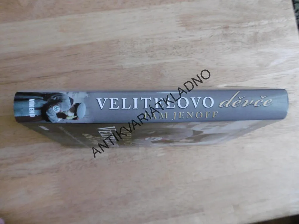 VELITELOVO DĚVČE, PAM, JENOFF, ROMÁN, VÁLKA, 