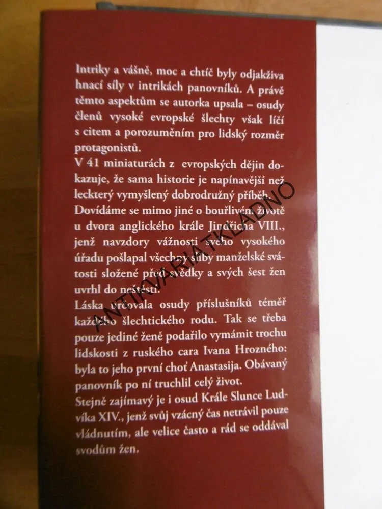 KDYŽ SLUNCE JEŠTĚ NEZAPADALO, SIGRID-MARIA GRÖSSINGOVÁ, **an