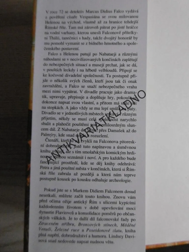 POSLEDNÍ DĚJSTVÍ V PALMÝŘE, LINDSEY DAVISOVÁ, **an