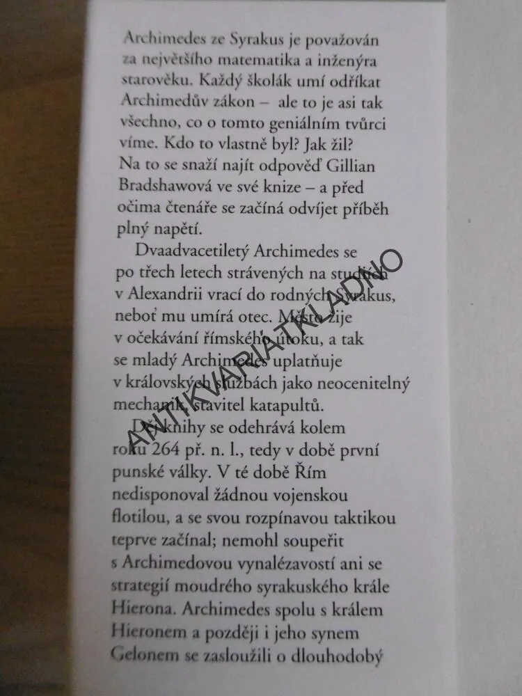 KRUHY V PÍSKU, GILLIAN BRADSHAWOVÁ, **an