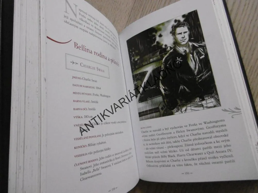 SÁGA STMÍVÁNÍ: OFICIÁLNÍ ILUSTROVANÝ PRŮVODCE, STEPHENIE MEYEROVÁ, **an