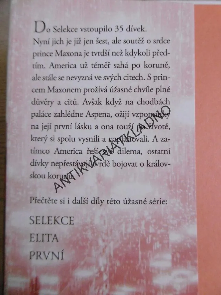ELITA, KIERA CASSOVÁ, **an