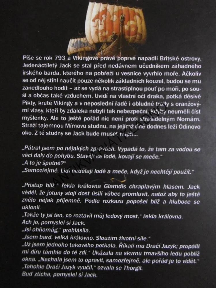 MOŘE TROLLŮ, NANCY FARMEROVÁ, **an