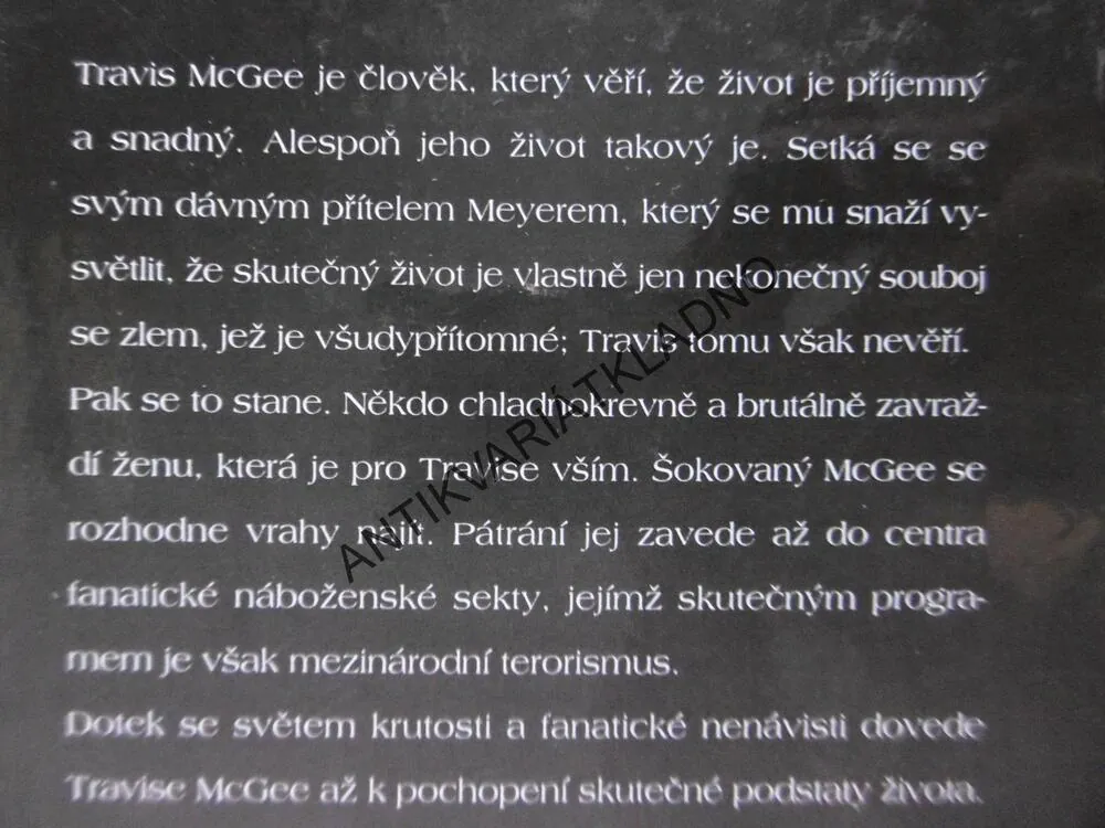 ZELENÝ ROZPAROVAČ, JOHN D. MACDONALD, **an
