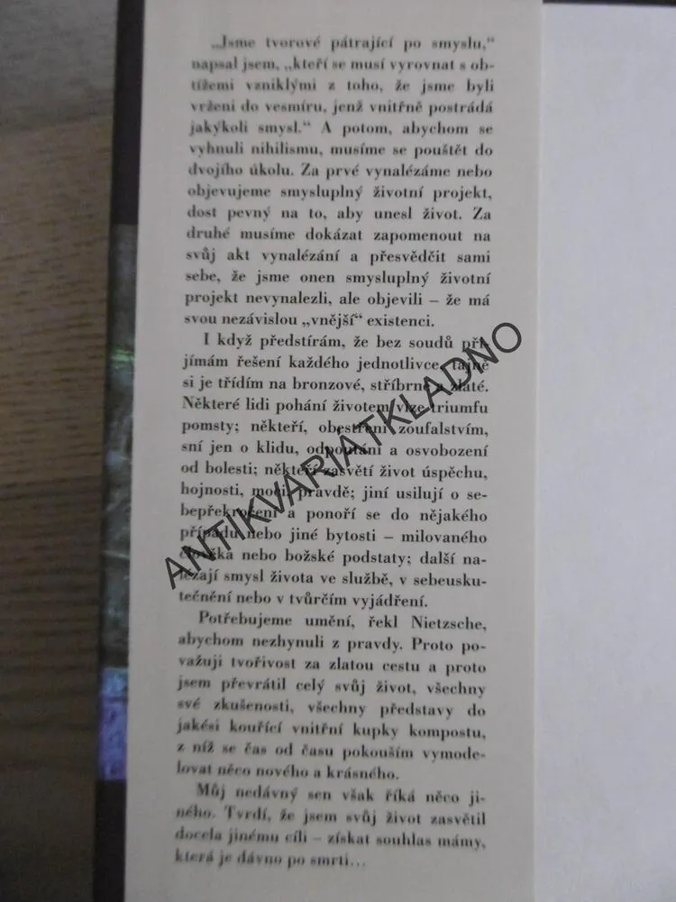 MÁMA A SMYSL ŽIIVOTA, IRVN D. YALOM, **an