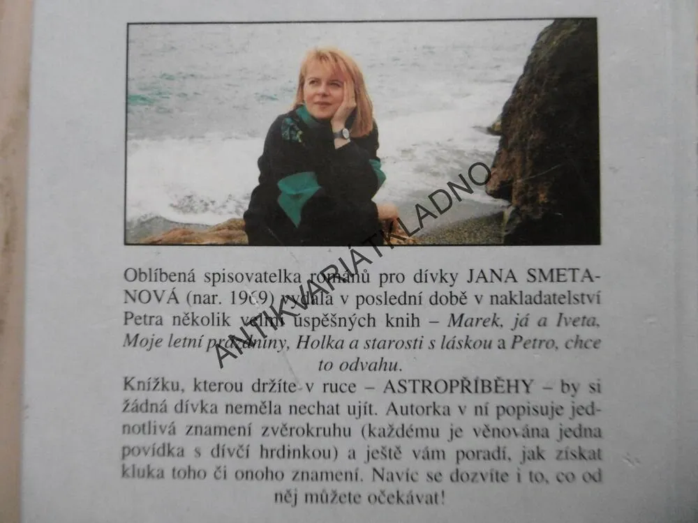 ASTROPŘÍBĚHY A JEŠTĚ NĚCO NAVÍC, JANA SMETANOVÁ, **an