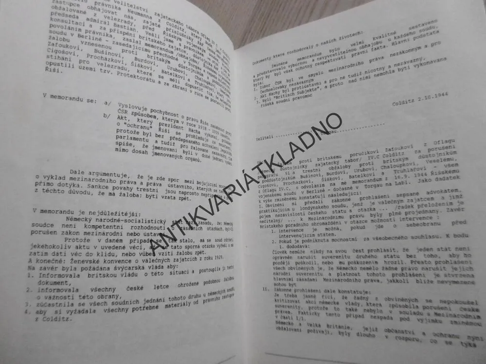 Z BOMBARDÉRŮ ZA MŘÍŽE, KAREL BATELKA,