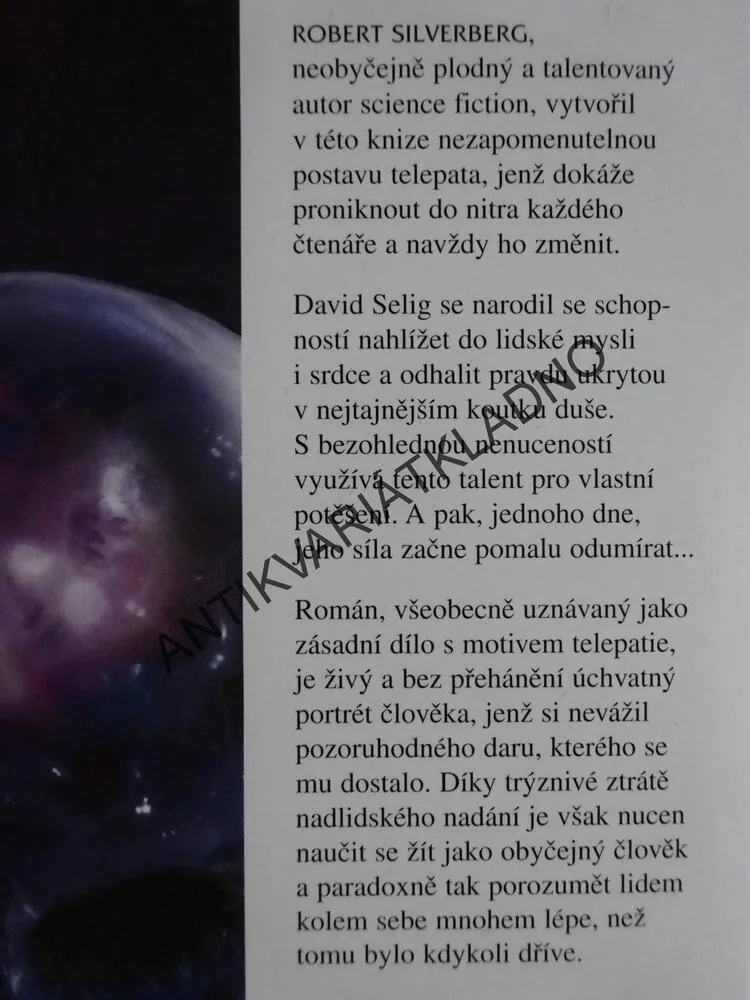 UMÍRAT V NITRU, ROBERT SILVERBERG, **an