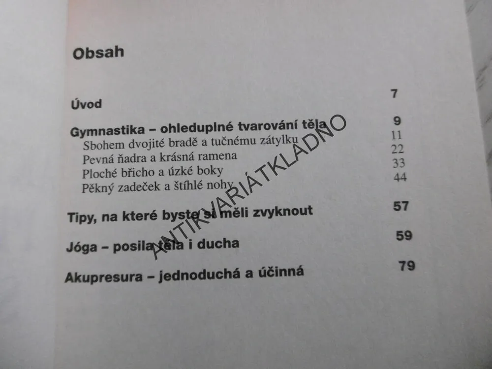AKTIVNĚ PROTI PROBLÉMŮM S POSTAVOU, BERNDT HÜTTICH, **an