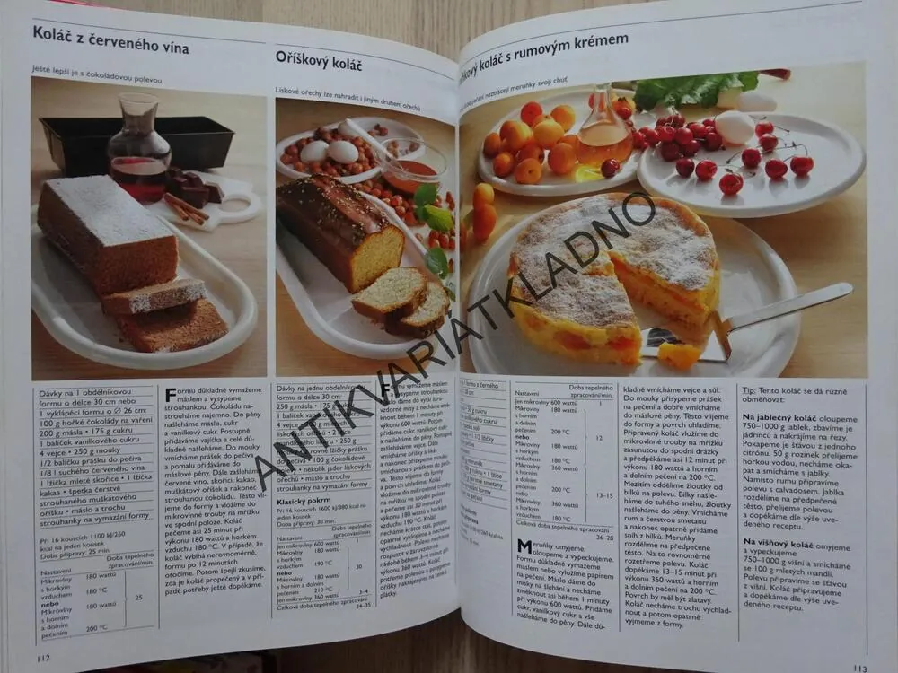 VELKÁ KUCHAŘKA PRO KOMBINOVANÉ MIKROVLNNÉ TROUBY, EVELYN LIEPOLDOVÁ, **an