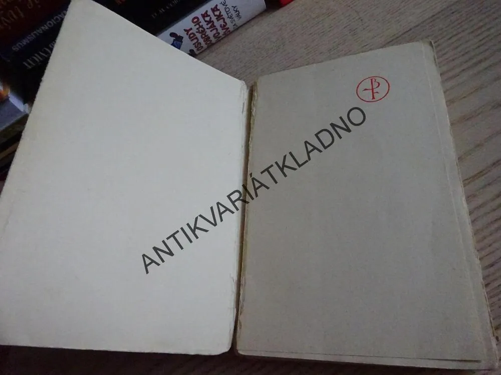 VÁLKA S MLOKY, KAREL ČAPEK, **an