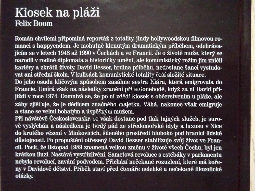 KIOSEK NA PLÁŽI, FELIX BOOM, **an