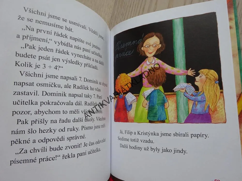ŠKOLNÍ STRAŠIDLO, ZUZANA POSPÍŠILOVÁ, MARKÉTA VYDROVÁ, **an