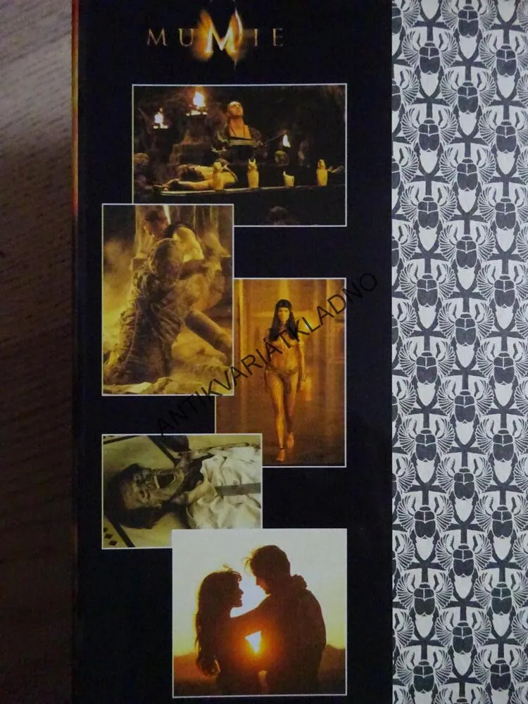 MUMIE, MAX ALLAN COLLINS, **an
